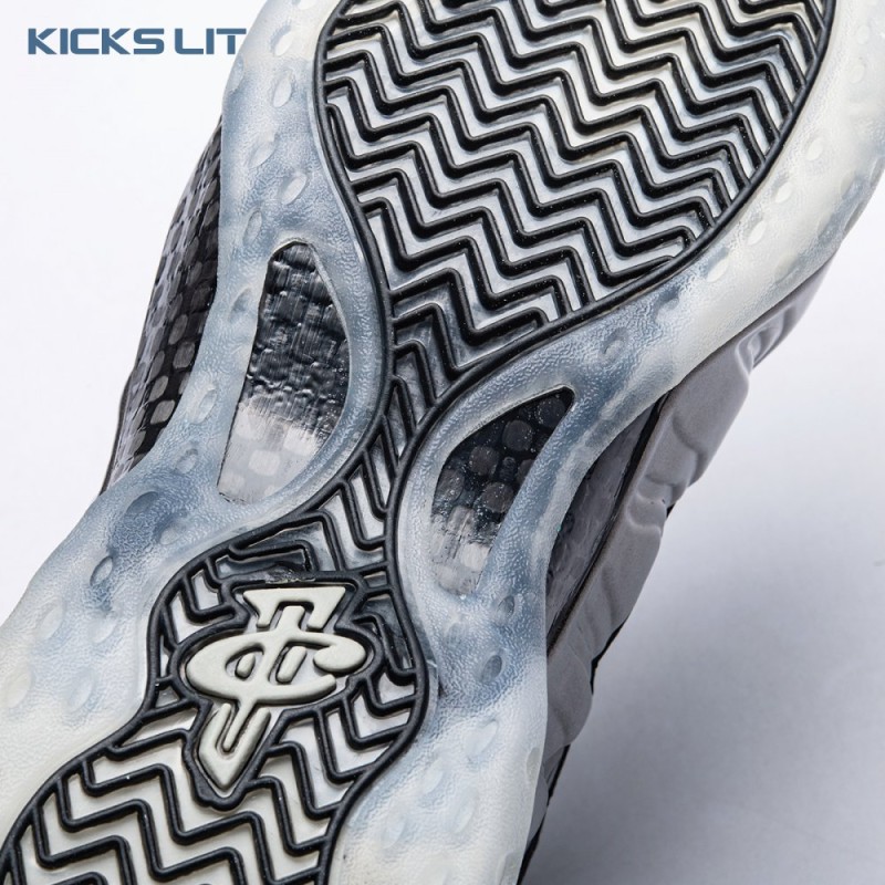 Nike Air Foamposite One Hologram 314996-900 Unisex