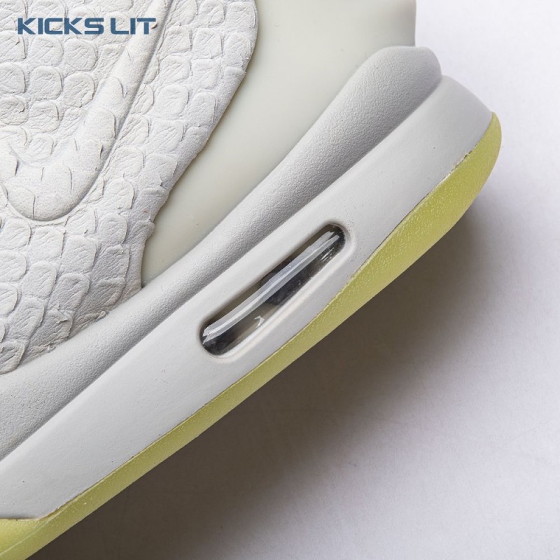 Nike Air Yeezy 2 Pure Platinum Men's Nike Air Yeezy 2 Pure Platinum Men's