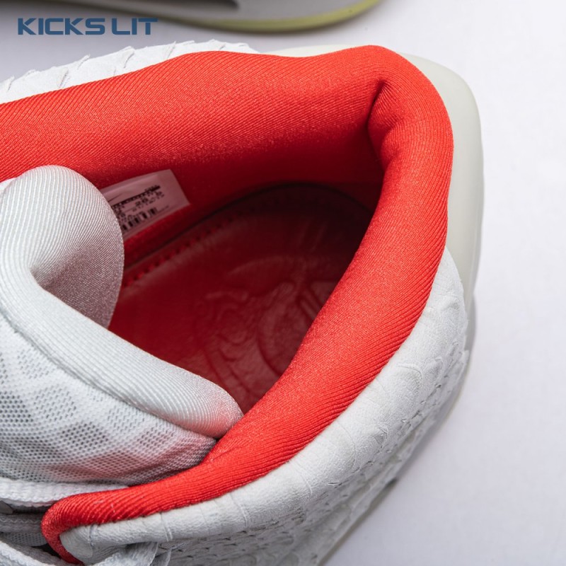 Nike Air Yeezy 2 Pure Platinum Men's Nike Air Yeezy 2 Pure Platinum Men's