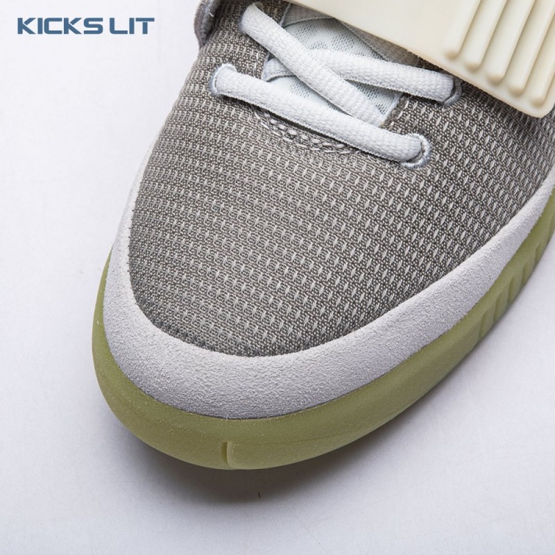 Nike Air Yeezy 2 Pure Platinum Men's Nike Air Yeezy 2 Pure Platinum Men's