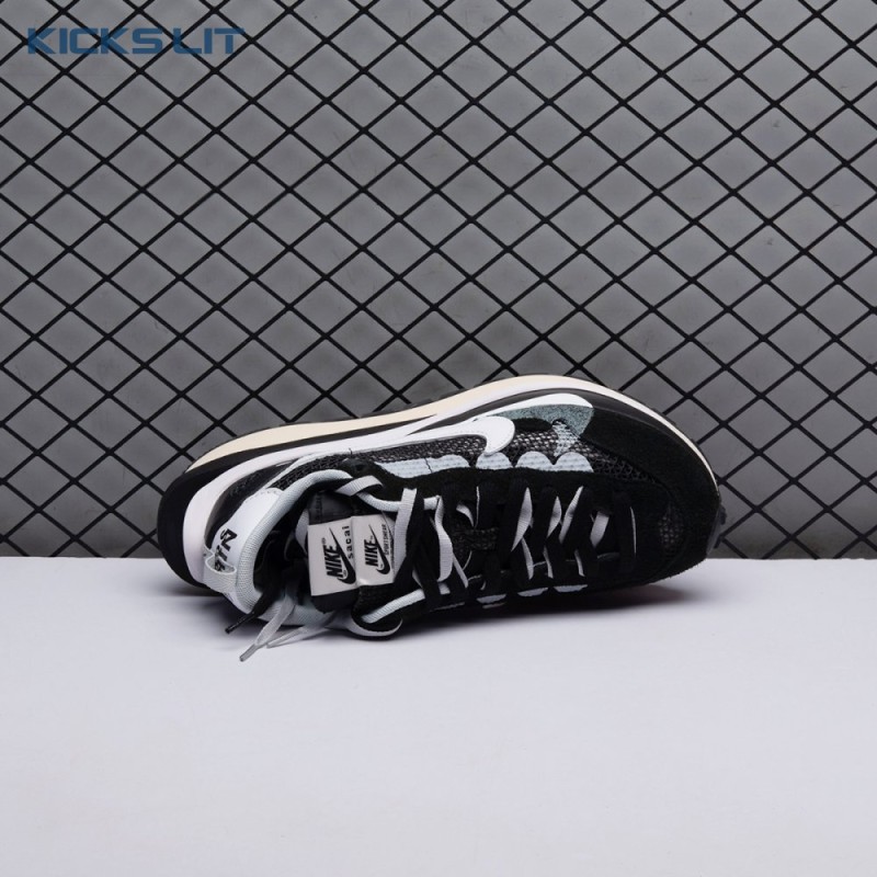 VaporWaffle 'Black White' Unisex VaporWaffle 'Black White' Unisex