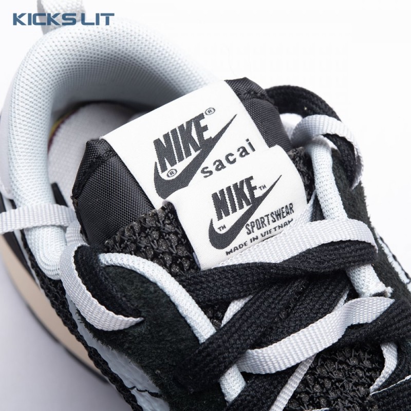 VaporWaffle 'Black White' Unisex VaporWaffle 'Black White' Unisex