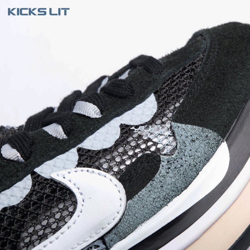 VaporWaffle 'Black White' Unisex VaporWaffle 'Black White' Unisex