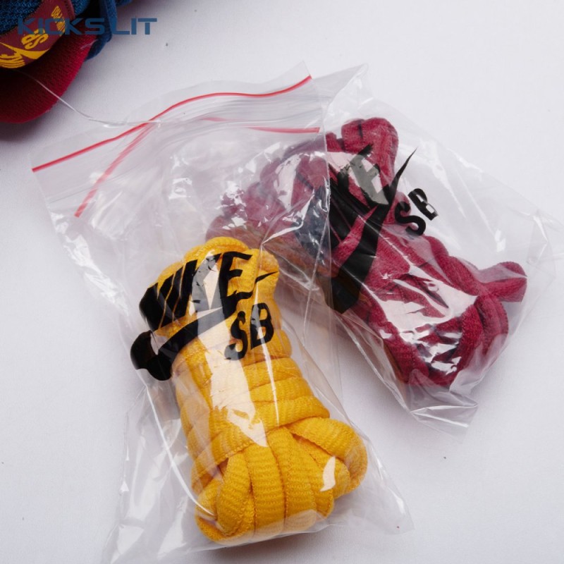 Nike SB Dunk Low Barcelona DJ0606-400 Unisex Nike SB Dunk Low Barcelona DJ0606-400 Unisex