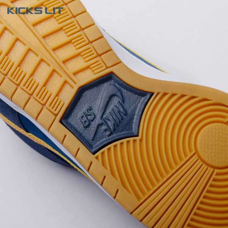 Nike SB Dunk Low Barcelona DJ0606-400 Unisex Nike SB Dunk Low Barcelona DJ0606-400 Unisex