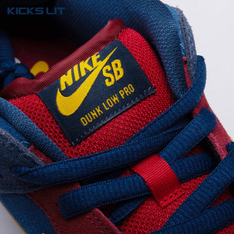 Nike SB Dunk Low Barcelona DJ0606-400 Unisex Nike SB Dunk Low Barcelona DJ0606-400 Unisex