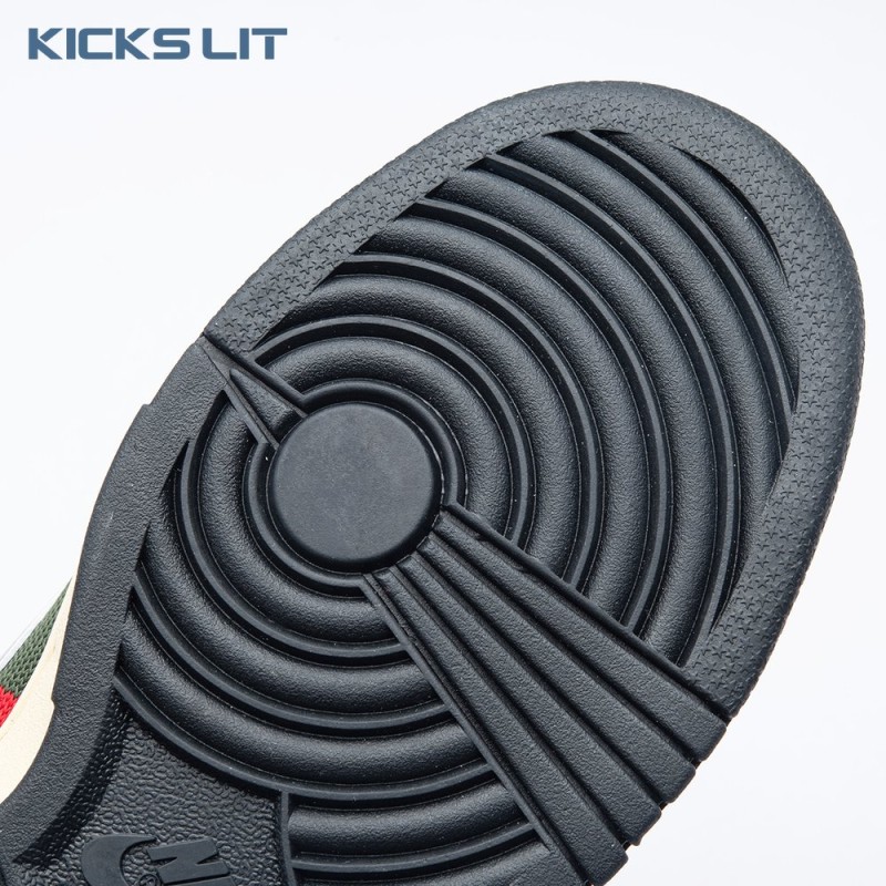 Nike SB Dunk Low Freddy Krueger Men's Nike SB Dunk Low Freddy Krueger Men's