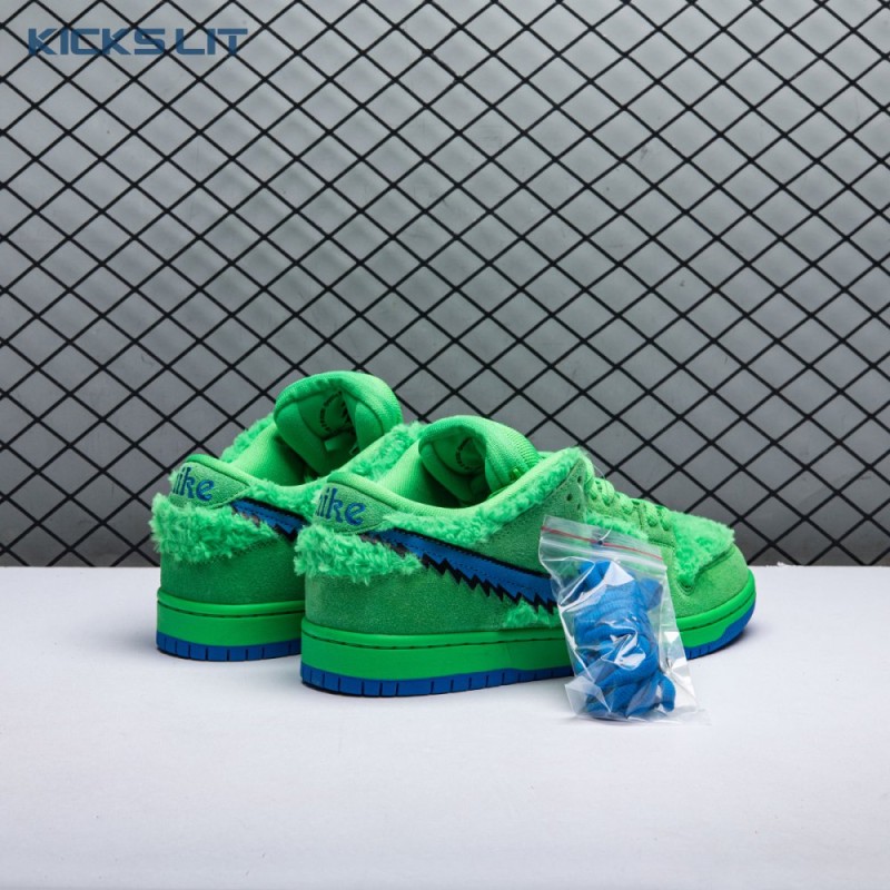 Nike SB Dunk Low Grateful Dead Bears Green CJ5378-300 Unisex Nike SB Dunk Low Grateful Dead Bears Green CJ5378-300 Unisex