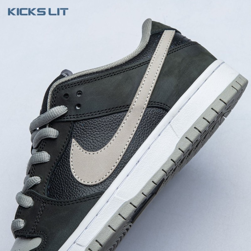 Nike SB Dunk Low 'J-Pack' 