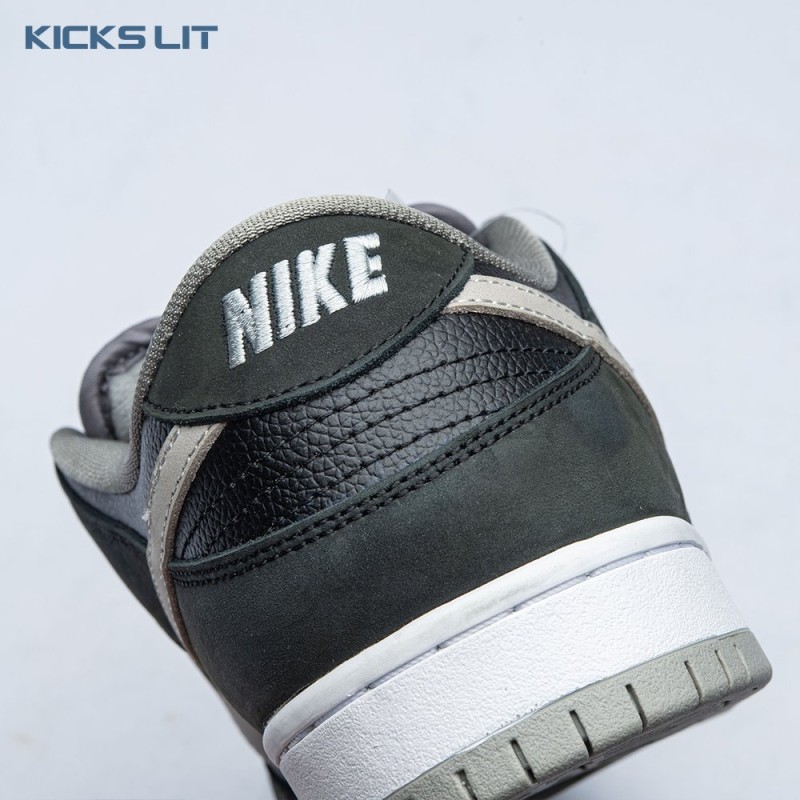 Nike SB Dunk Low 'J-Pack' 