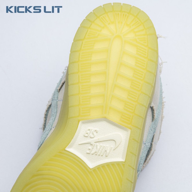 Nike SB Dunk Low Mummy DM0774 111 Unisex