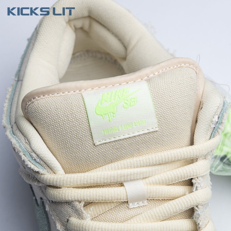 Nike SB Dunk Low Mummy DM0774 111 Unisex