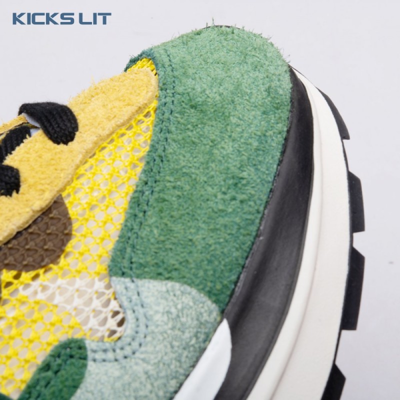 Nike Vaporwaffle Tour Yellow Stadium Green CV1363-700 Unisex Nike Vaporwaffle Tour Yellow Stadium Green CV1363-700 Unisex