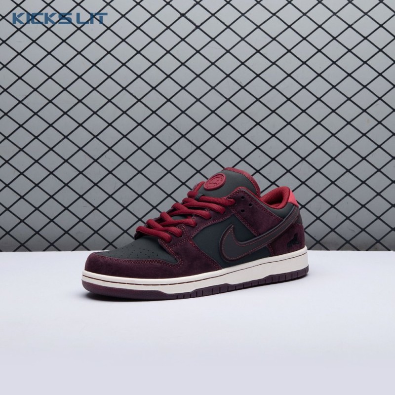 Riot Skateshop Nike SB Dunk Low FZ1289-200 Unisex Riot Skateshop Nike SB Dunk Low FZ1289-200 Unisex