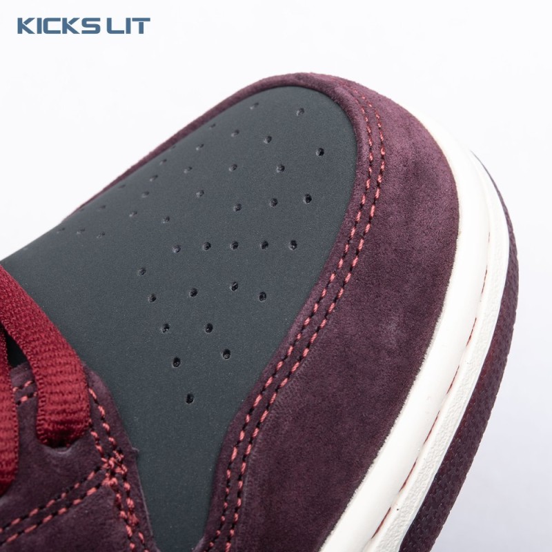 Riot Skateshop Nike SB Dunk Low FZ1289-200 Unisex Riot Skateshop Nike SB Dunk Low FZ1289-200 Unisex