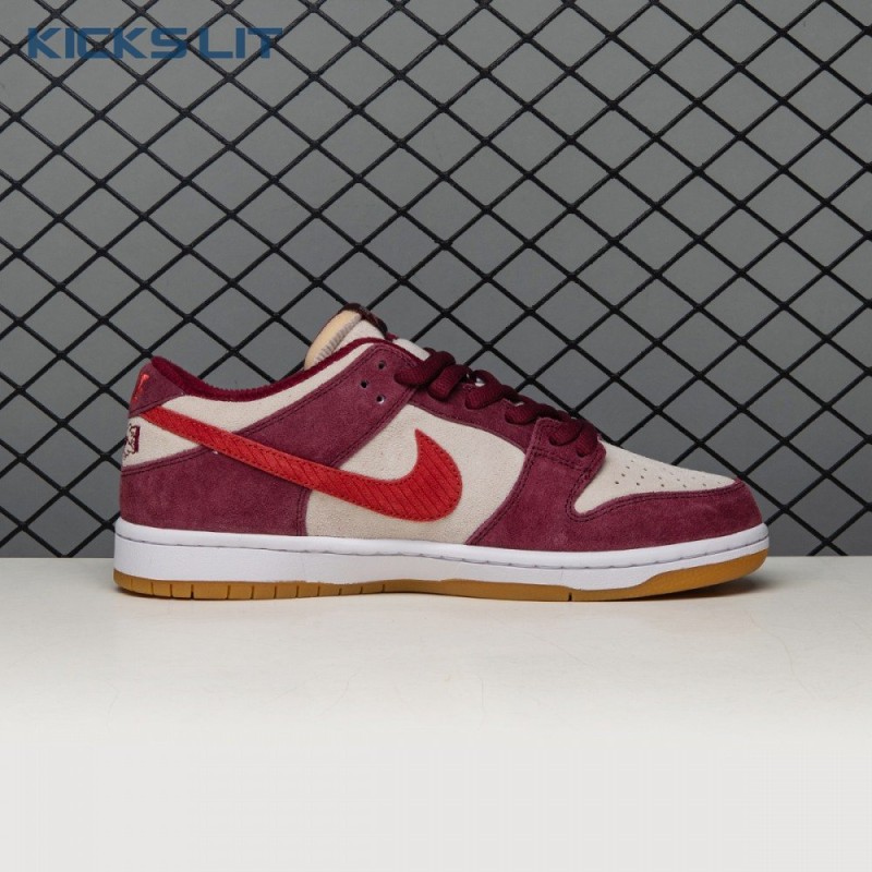 Skate Like a Girl x Nike SB Dunk Low DX4589-600 Unisex