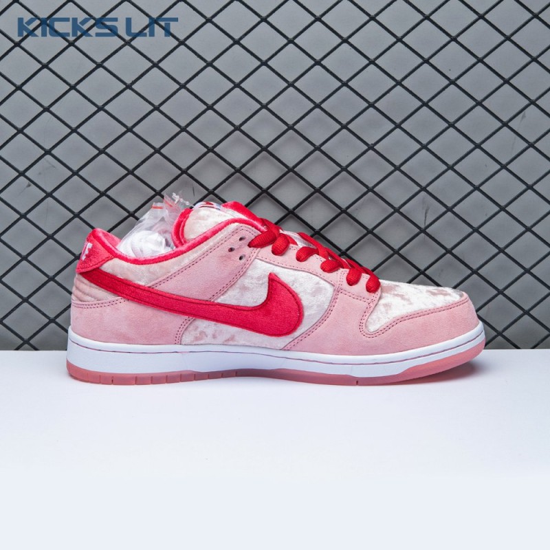 Dunk Low SB 'Valentine's Day' Unisex