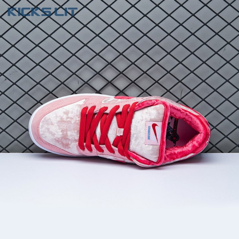 Dunk Low SB 'Valentine's Day' Unisex