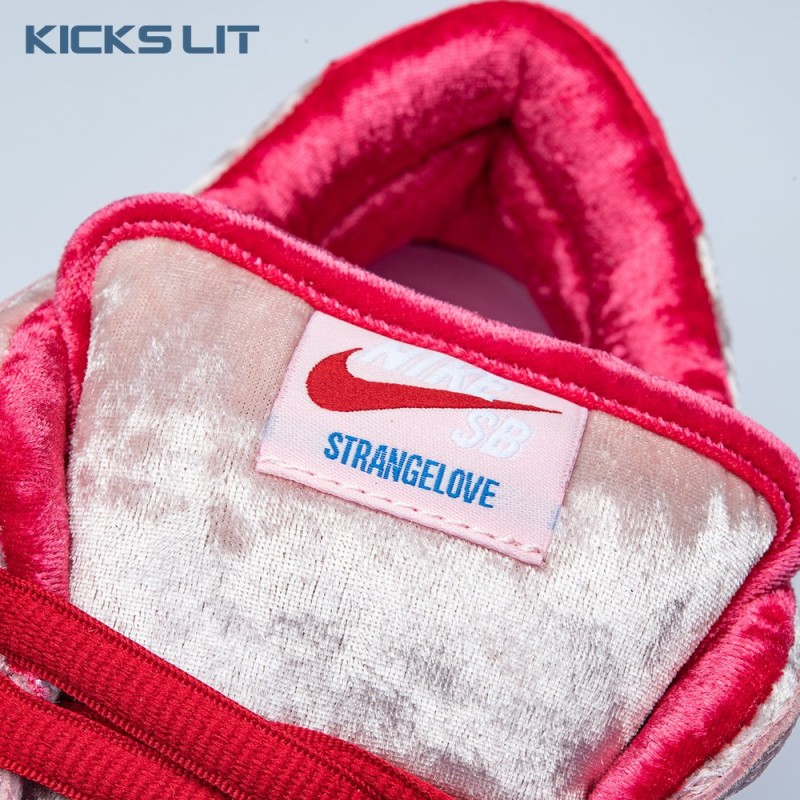 Dunk Low SB 'Valentine's Day' Unisex