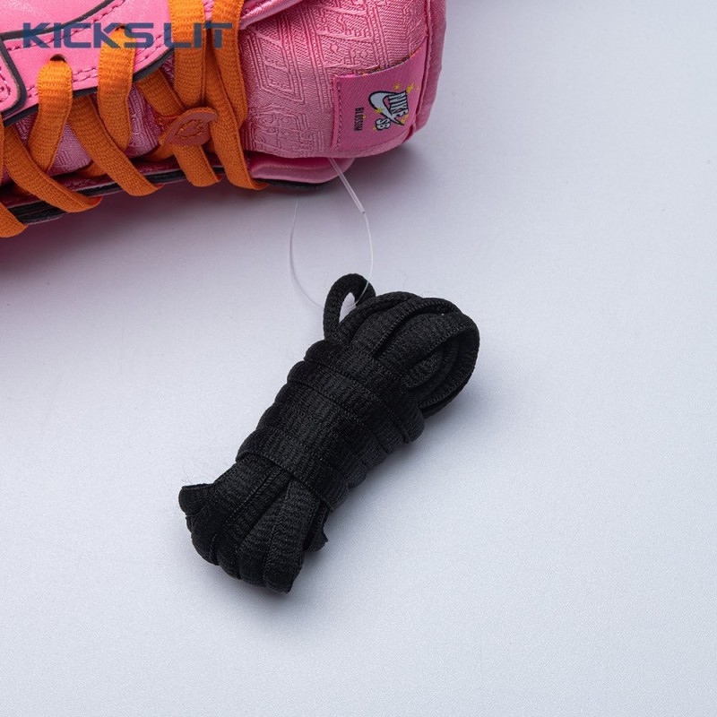 Nike SB Dunk Low  Nike SB Dunk Low