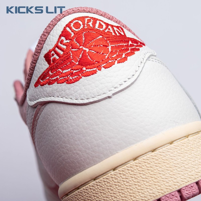 Travis Scott x Air Jordan 1 Low OG Pink Beige Red DM7866-600 Unisex