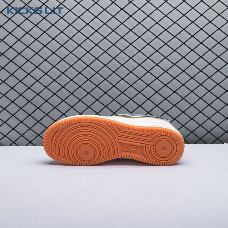 Travis Scott x Air Force 1 'Sail' Unisex Travis Scott x Air Force 1 'Sail' Unisex