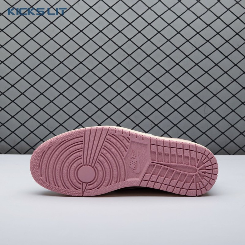 Travis Scott x Air Jordan 1 Low OG  Travis Scott x Air Jordan 1 Low OG