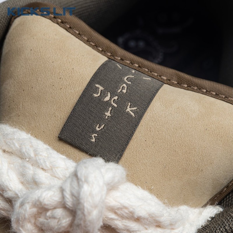 Travis Scott x Dunk Low Premium QS SB 'Cactus Jack' Unisex