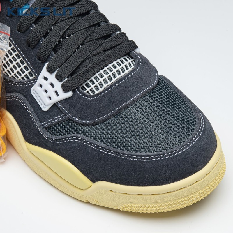 Air Jordan 4 Retro 'Off Noir' Unisex