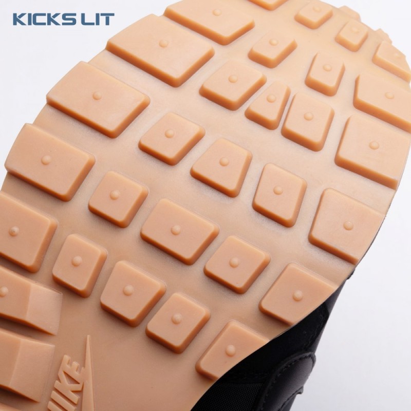 VaporWaffle 'Black Gum' Unisex VaporWaffle 'Black Gum' Unisex